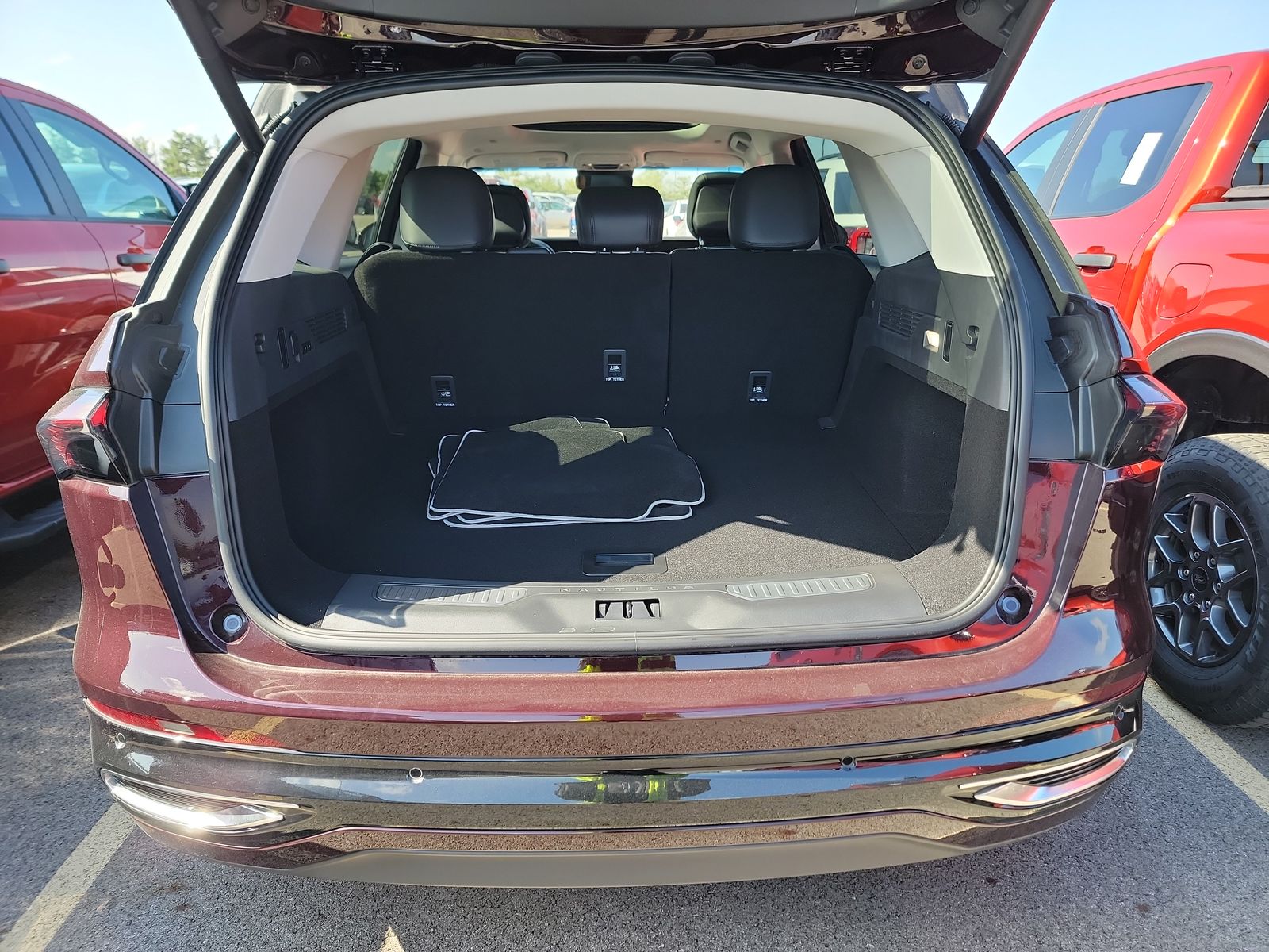 2024 Lincoln Nautilus Reserve AWD