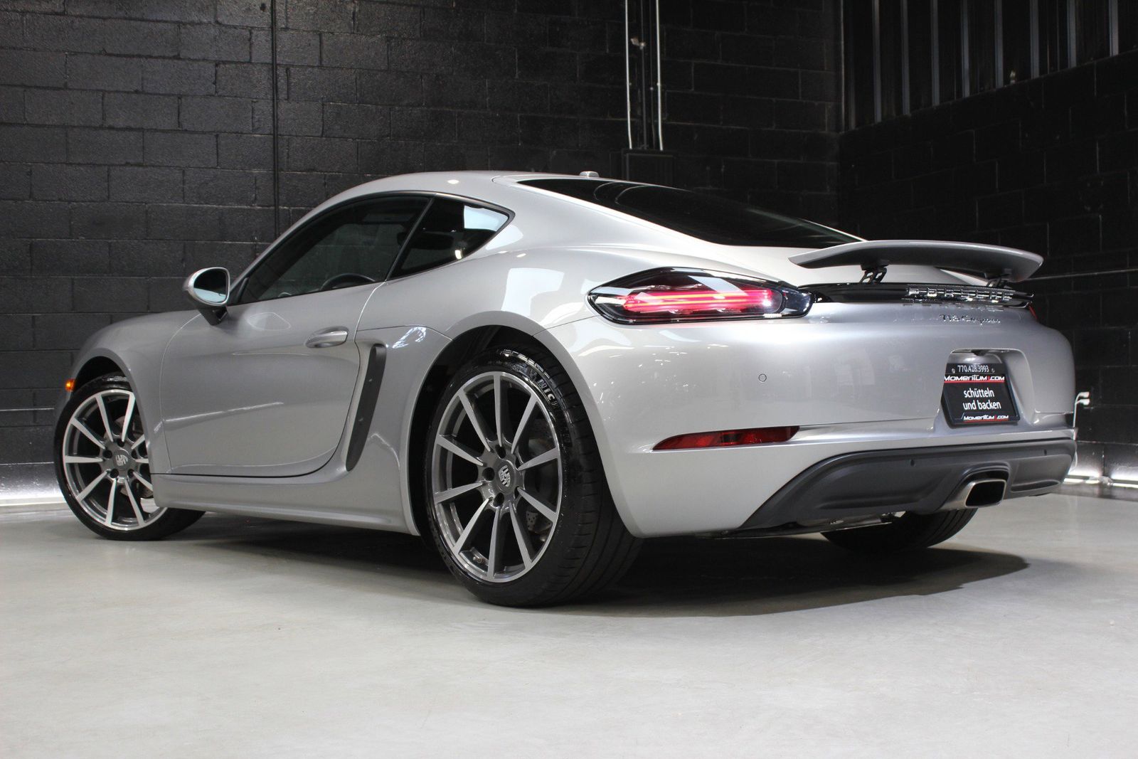 2022 Porsche 718 Cayman Base RWD