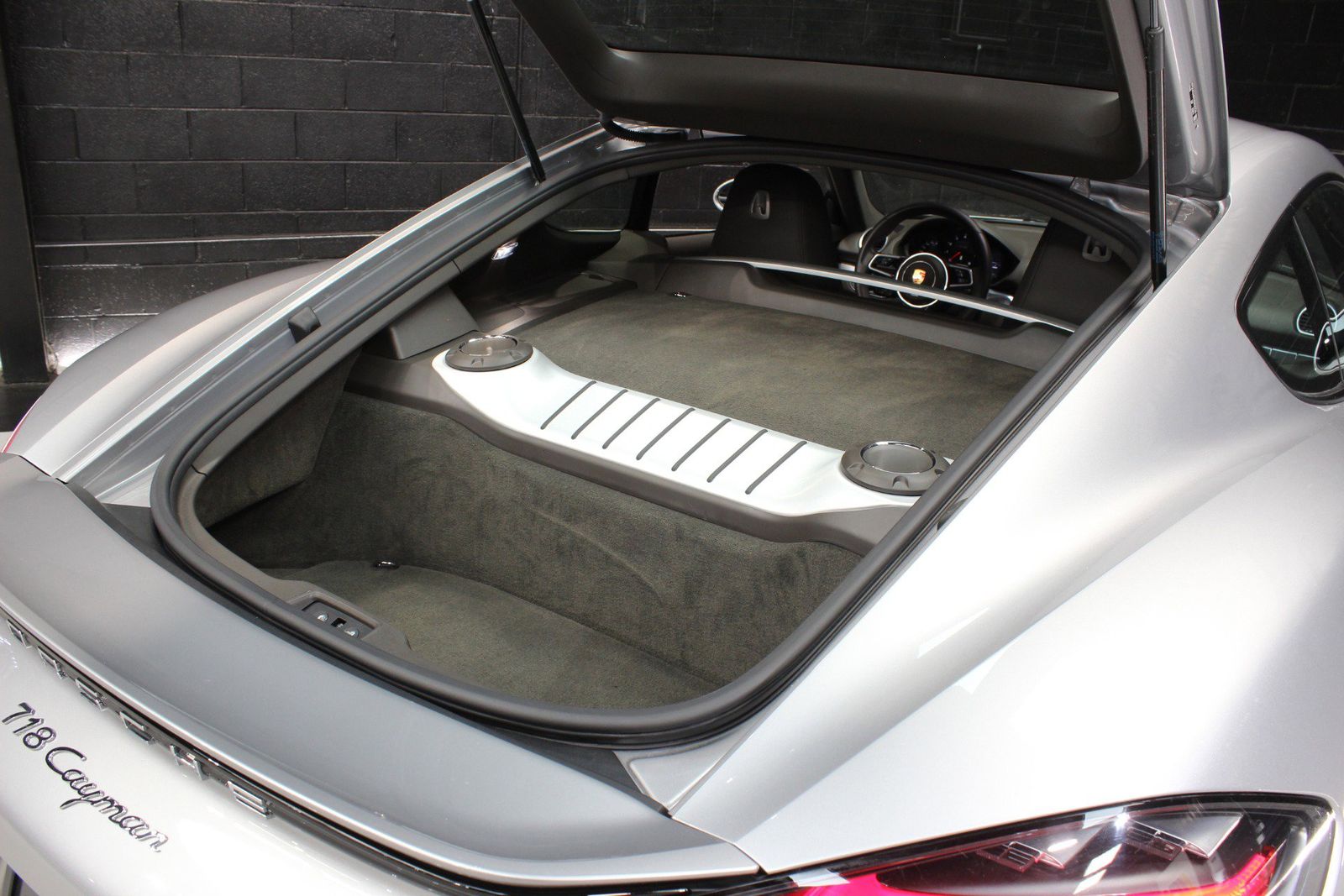 2022 Porsche 718 Cayman Base RWD