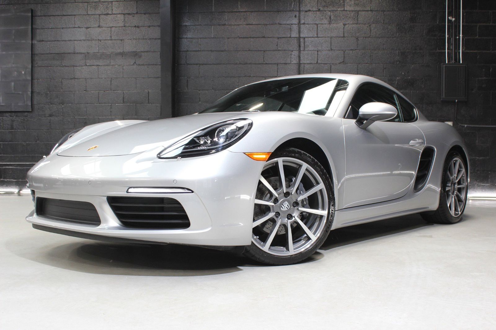 2022 Porsche 718 Cayman Base RWD
