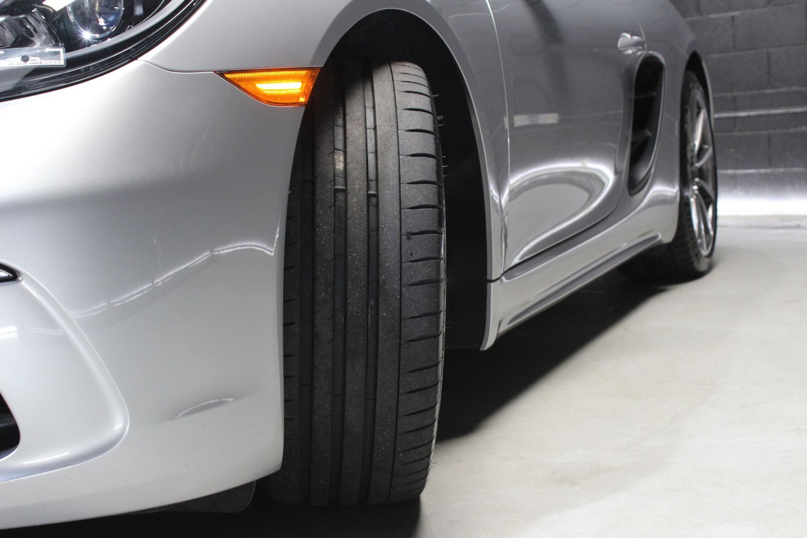 2022 Porsche 718 Cayman Base RWD