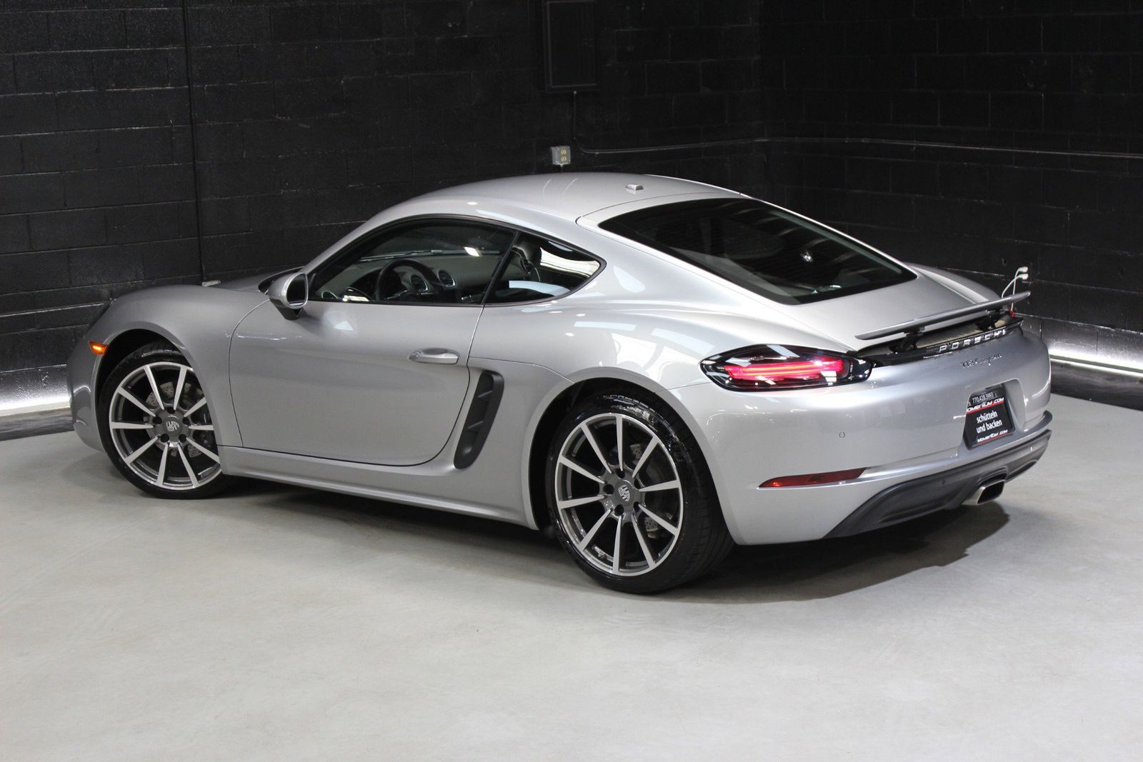 2022 Porsche 718 Cayman Base RWD