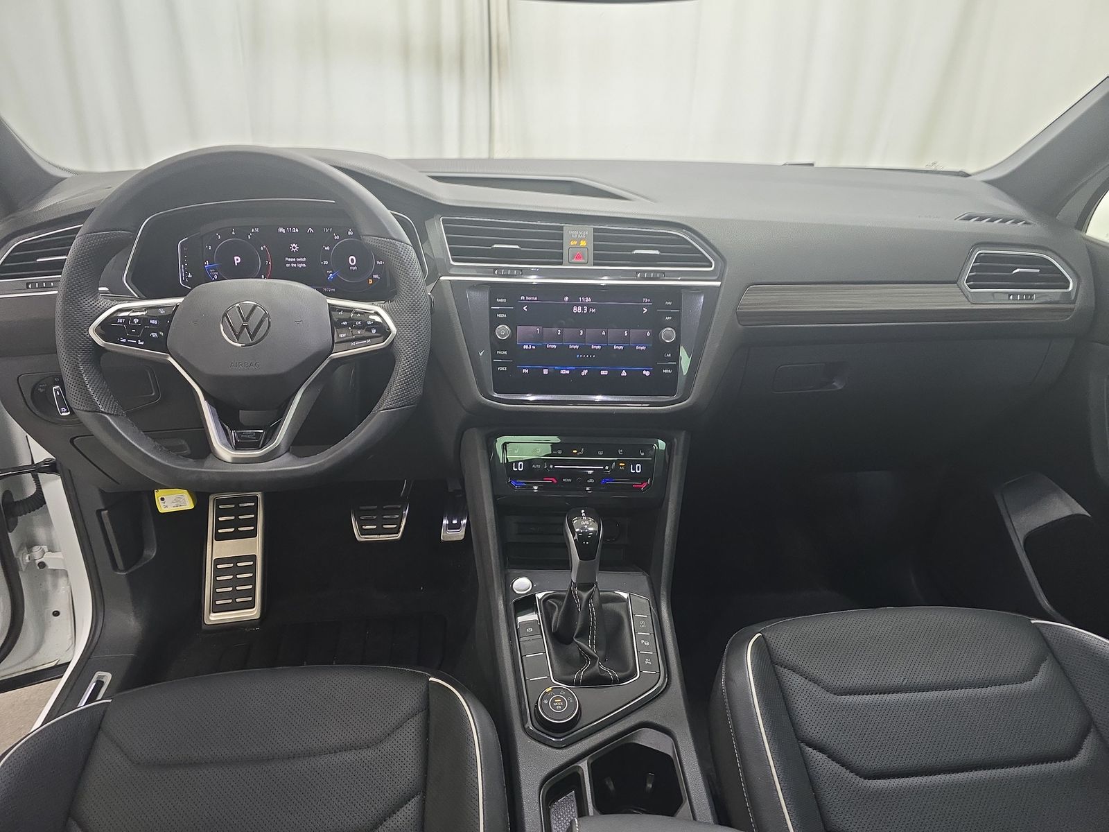 2024 Volkswagen Tiguan 2.0T SEL R-Line AWD