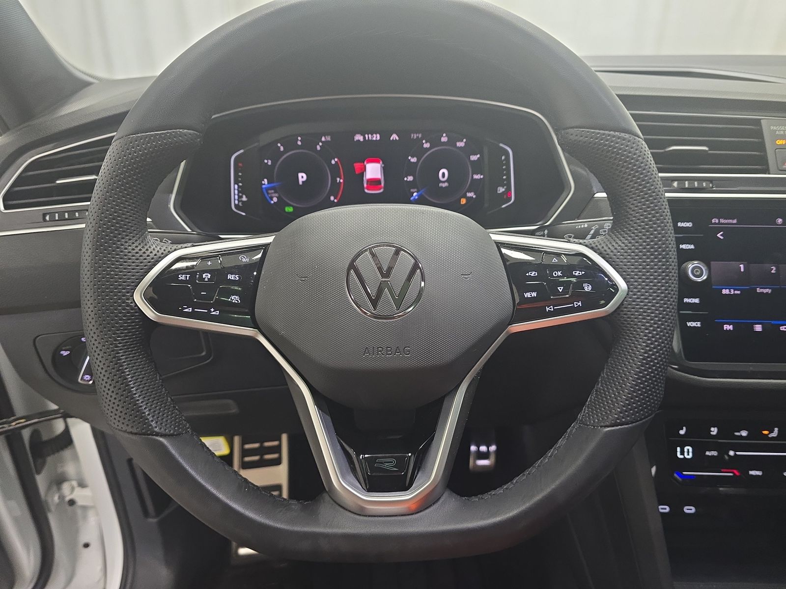 2024 Volkswagen Tiguan 2.0T SEL R-Line AWD