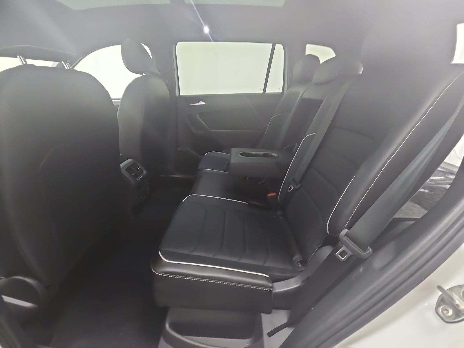 2024 Volkswagen Tiguan 2.0T SEL R-Line AWD