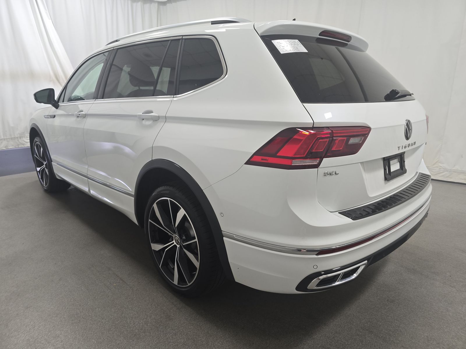 2024 Volkswagen Tiguan 2.0T SEL R-Line AWD