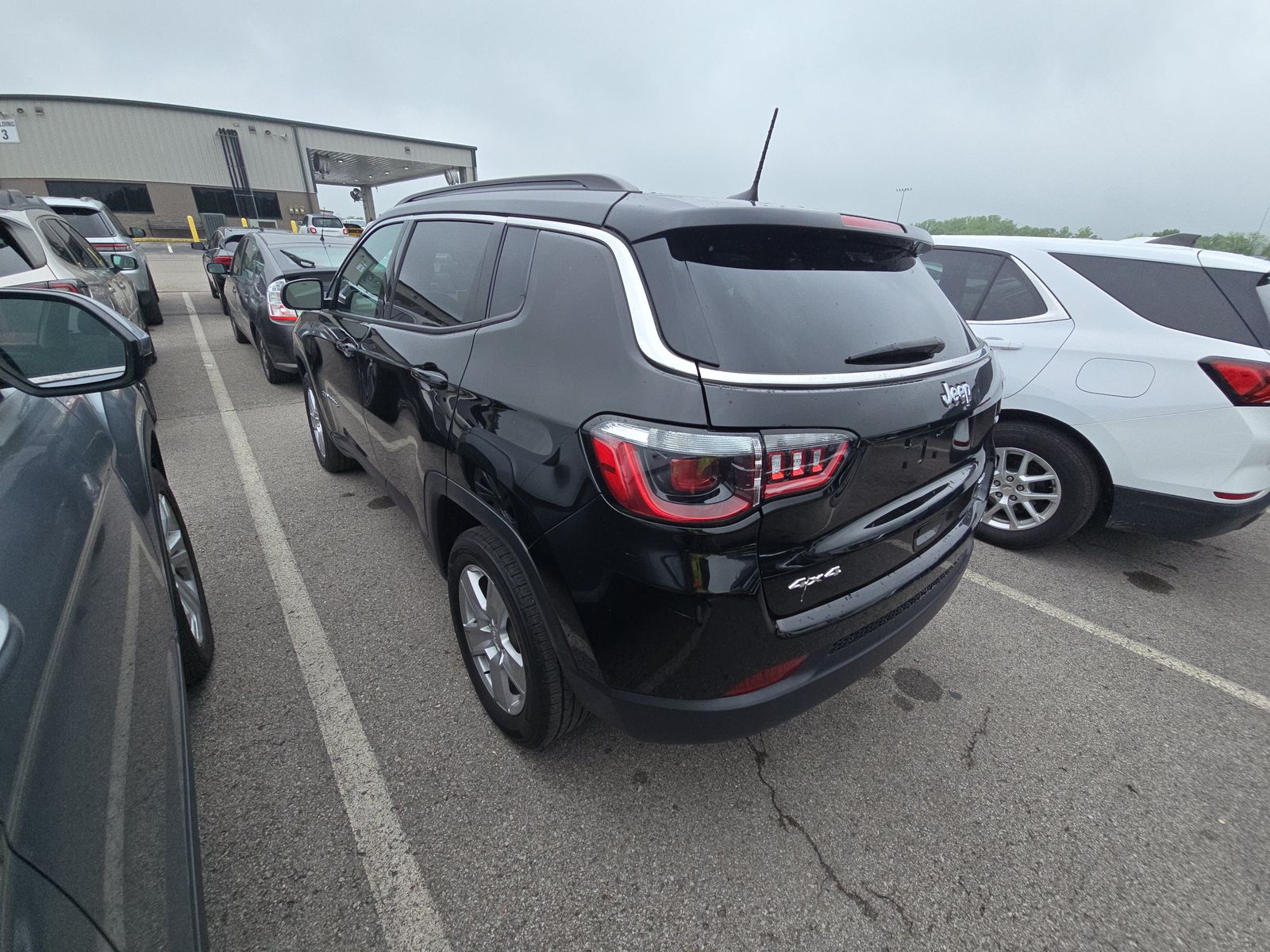 2022 Jeep Compass Latitude AWD
