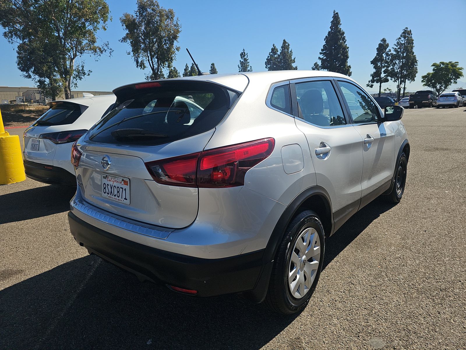 2019 Nissan Rogue Sport S FWD