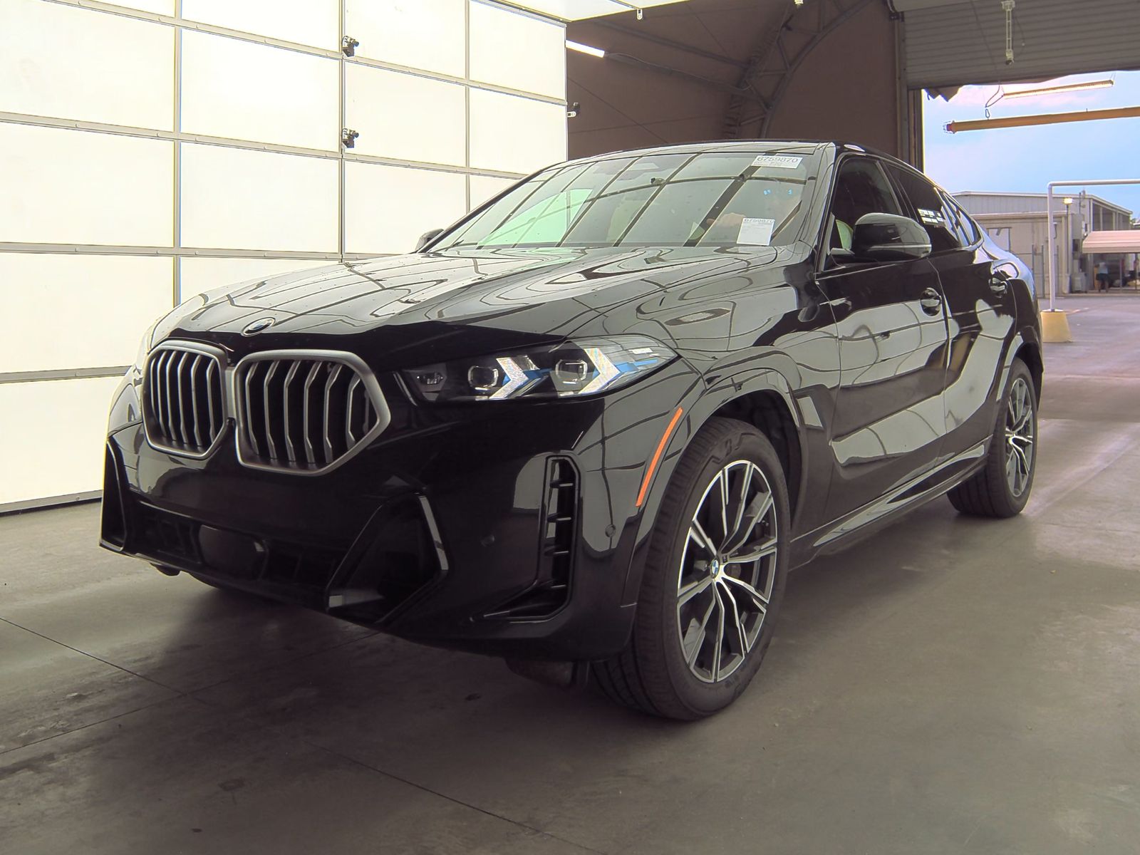 2025 BMW X6 xDrive40i AWD