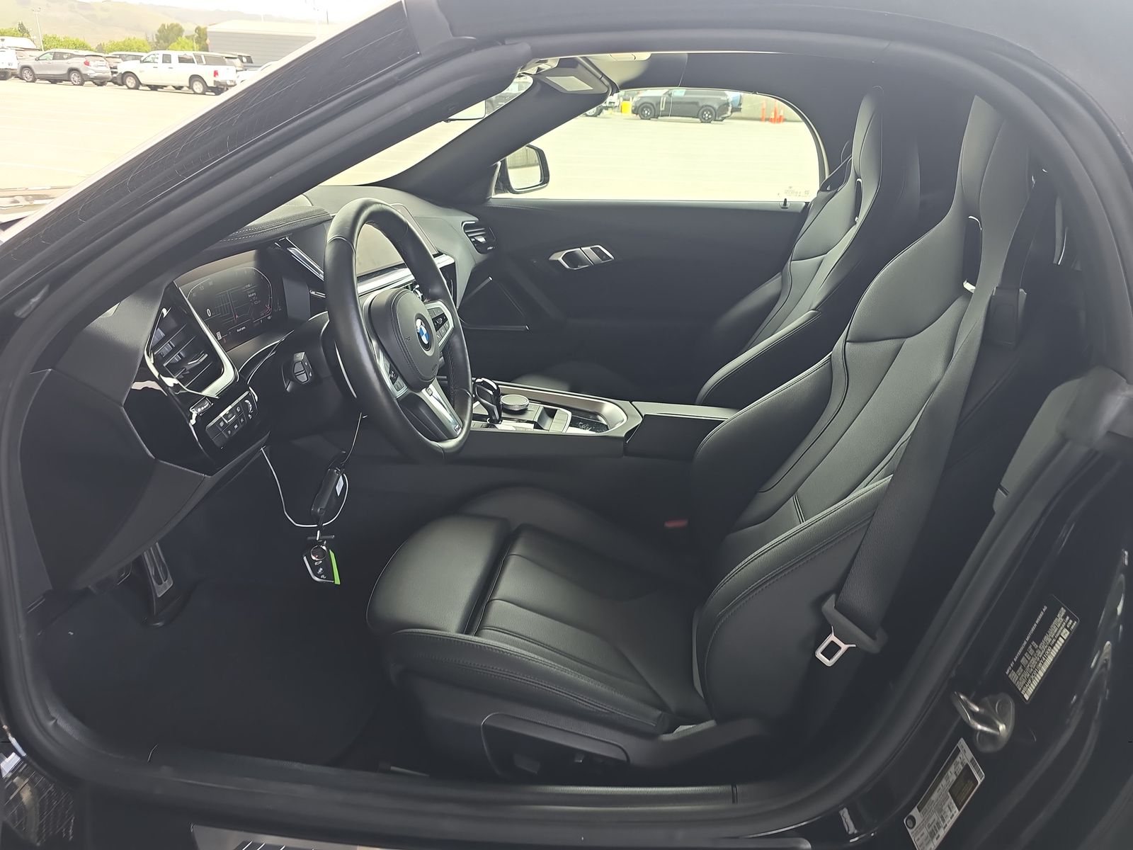 2025 BMW Z4 sDrive30i RWD