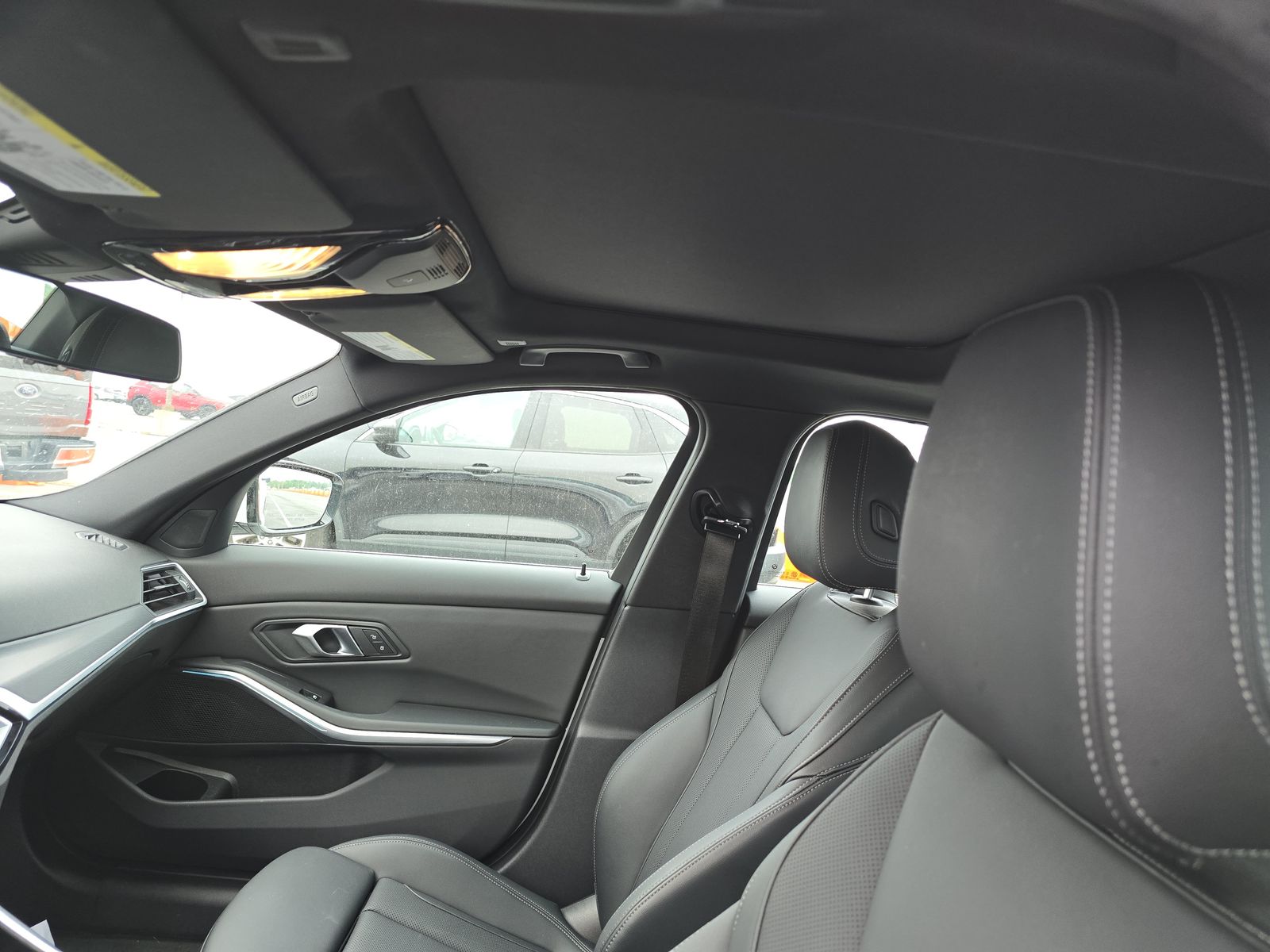 2024 BMW 3 Series 330i RWD