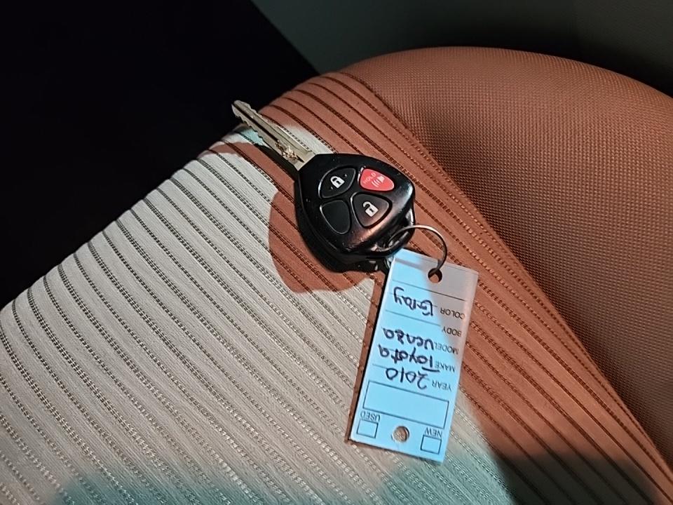 2010 Toyota Venza Base FWD