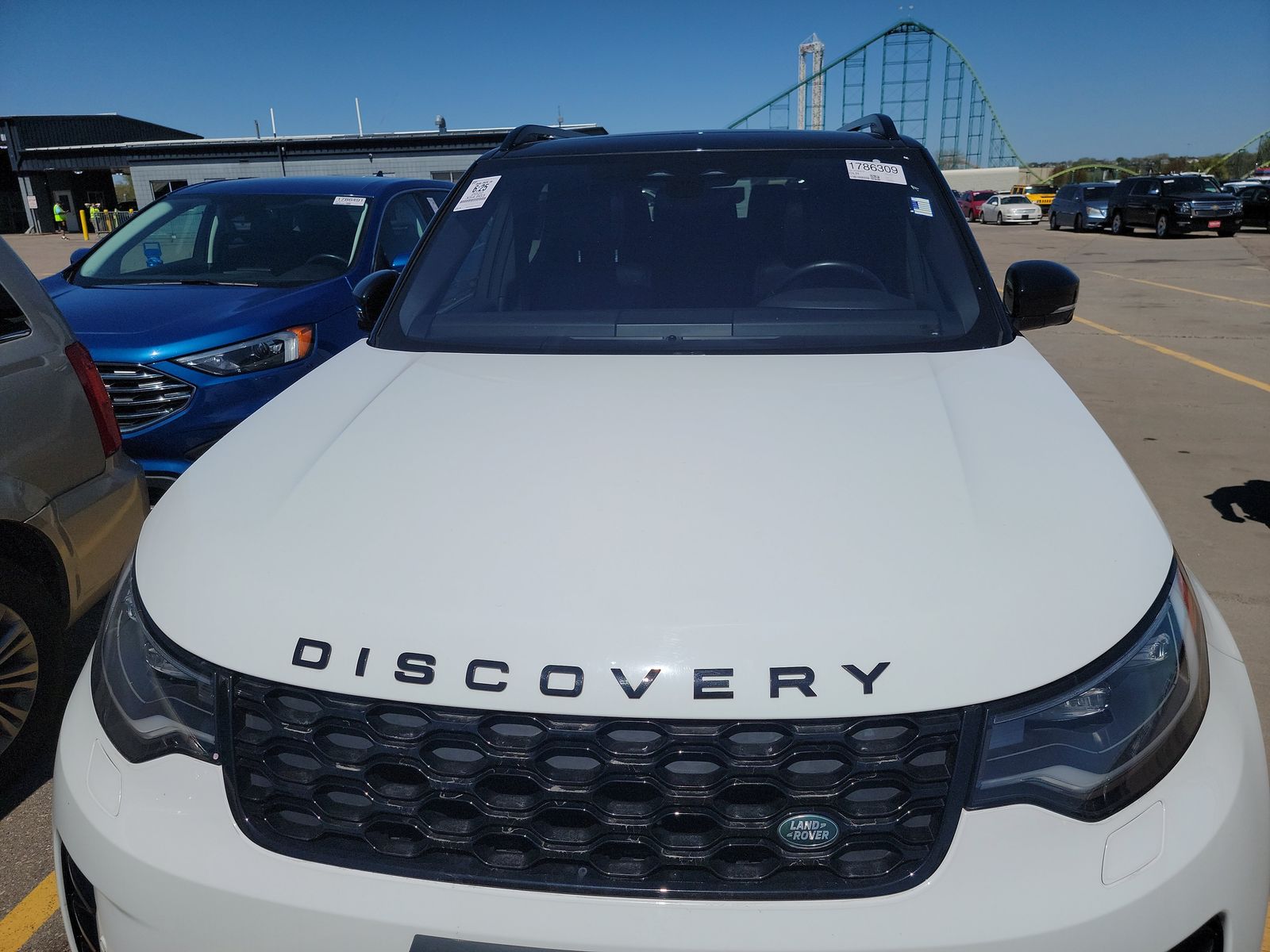 2022 Land Rover Discovery S R-Dynamic AWD