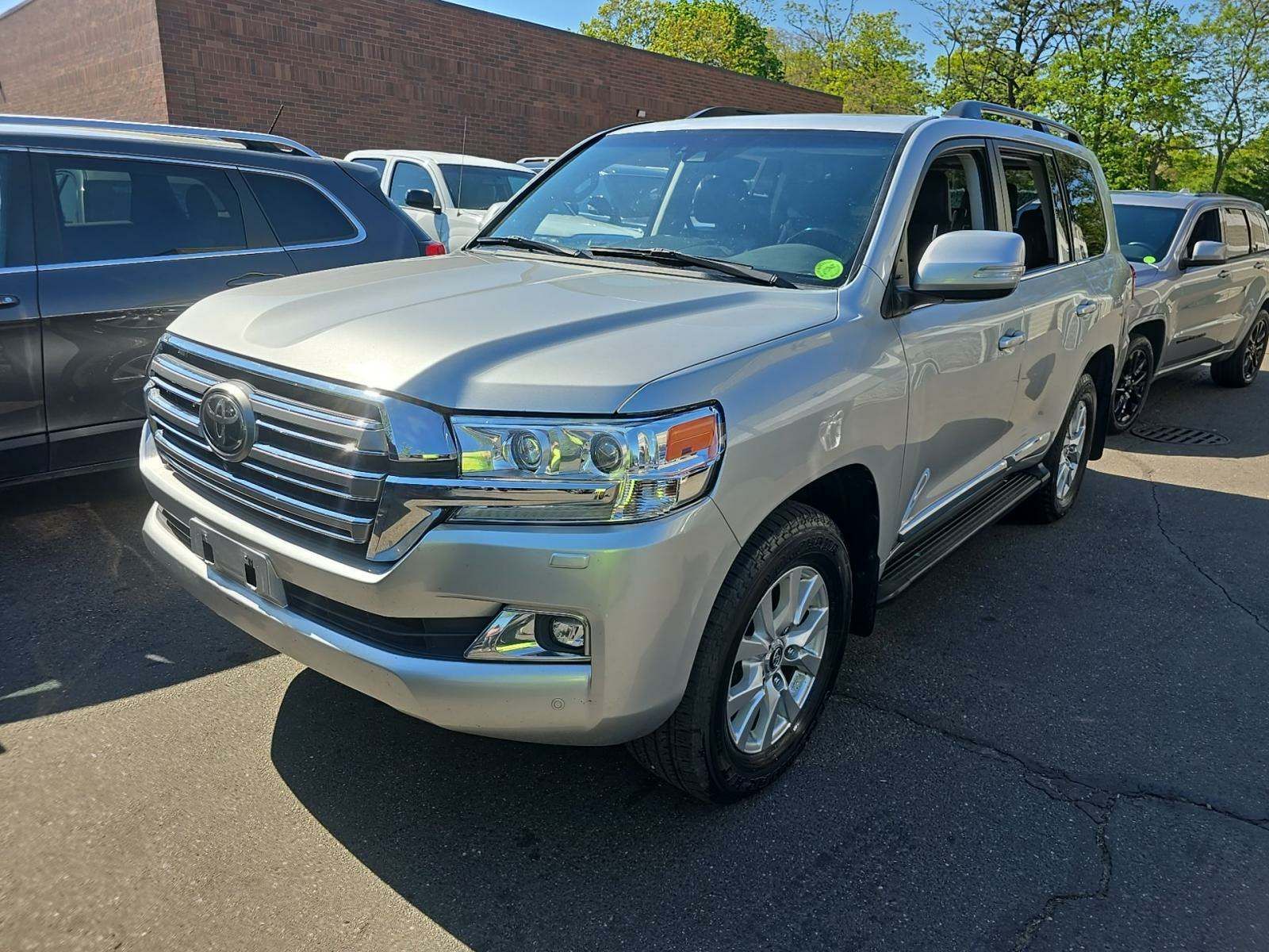 2017 Toyota Land Cruiser Base AWD