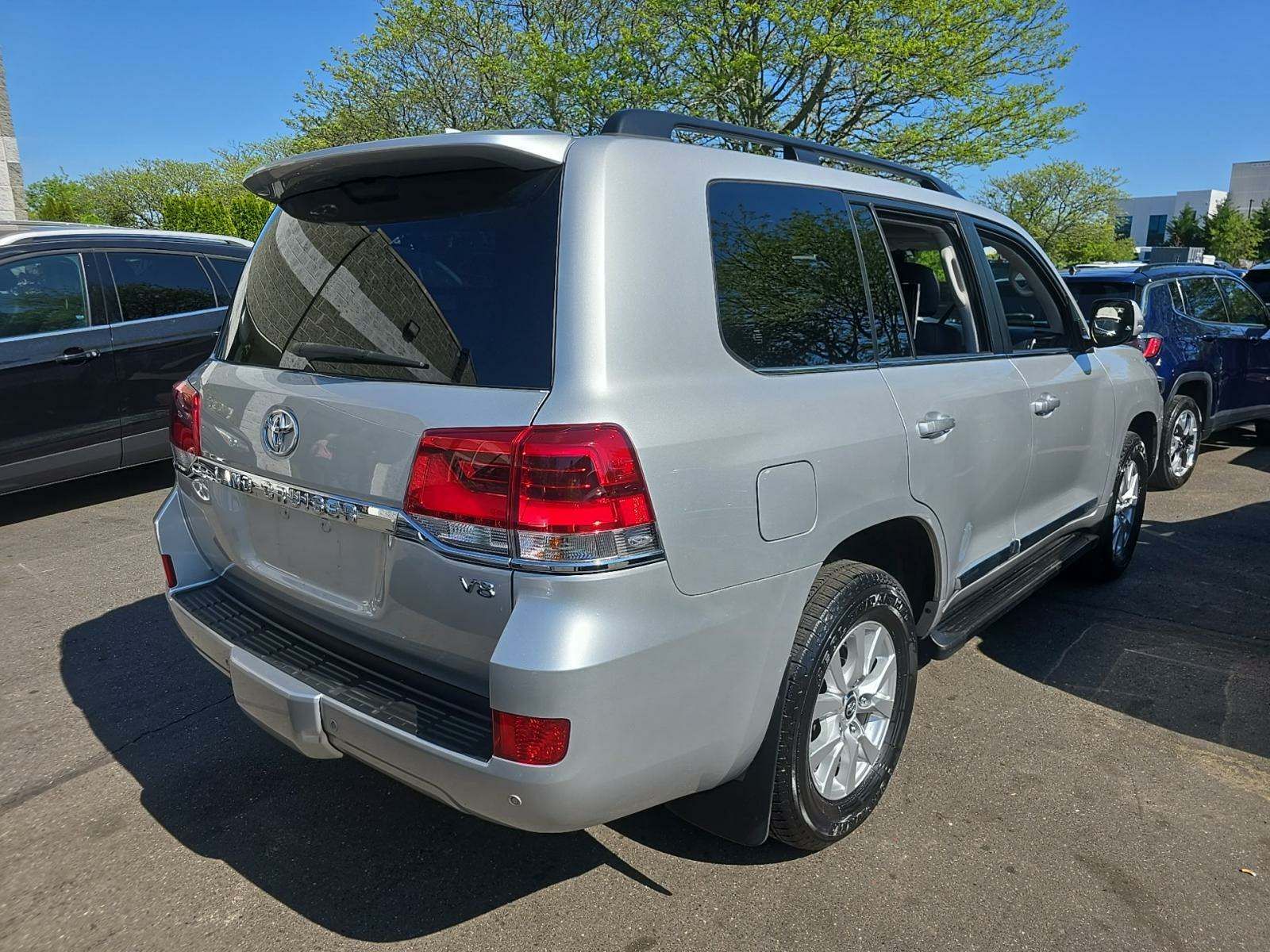 2017 Toyota Land Cruiser Base AWD