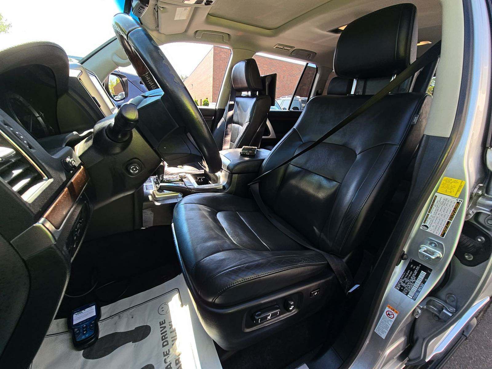 2017 Toyota Land Cruiser Base AWD