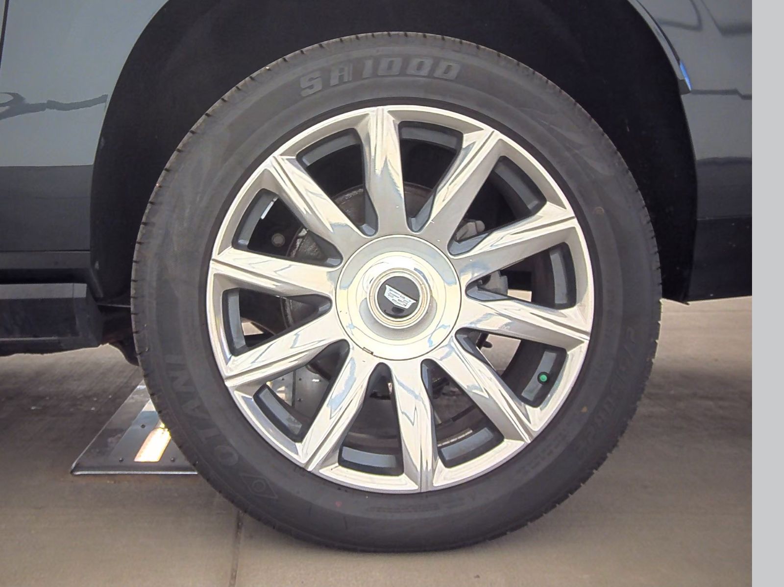 2022 Cadillac Escalade ESV Premium Luxury Platinum AWD