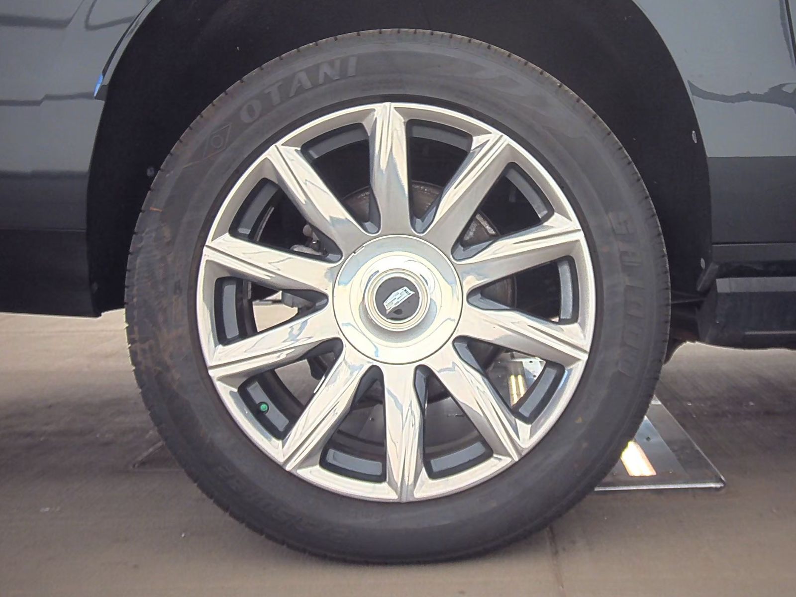 2022 Cadillac Escalade ESV Premium Luxury Platinum AWD