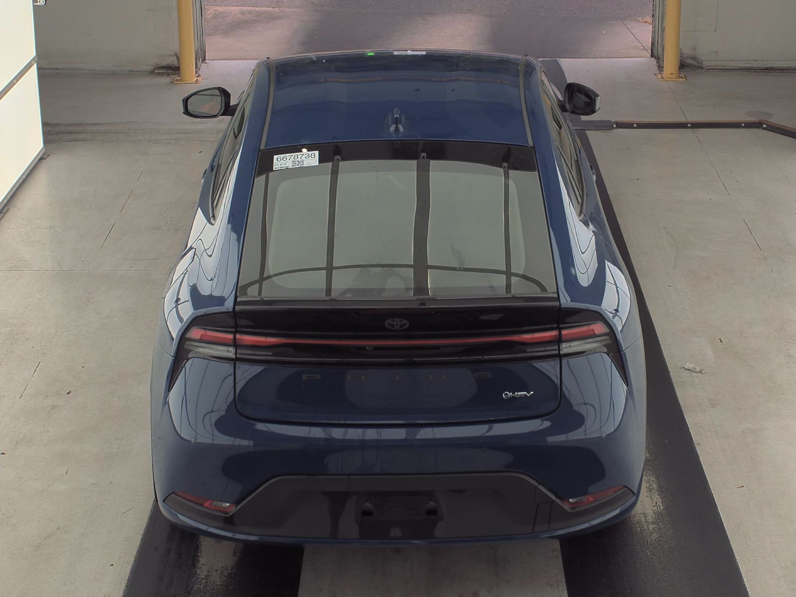 2023 Toyota Prius LE FWD