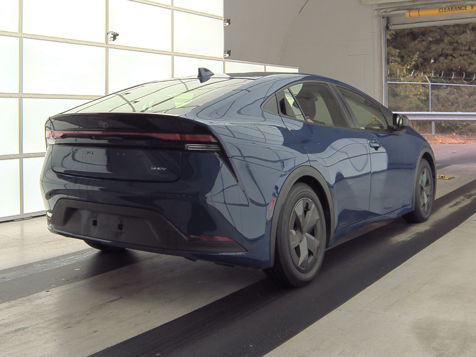 2023 Toyota Prius LE FWD