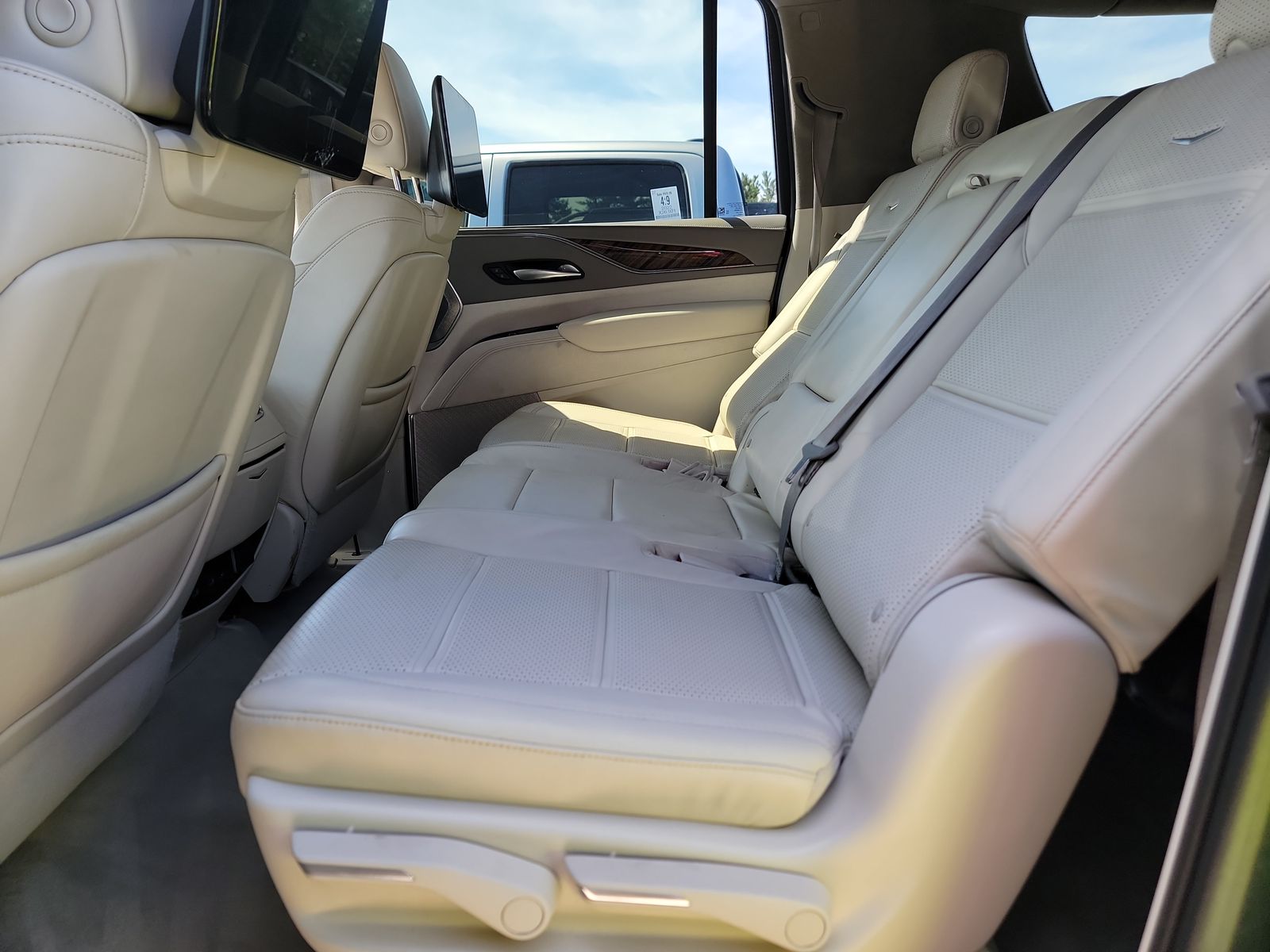 2022 Cadillac Escalade ESV Premium Luxury Platinum AWD