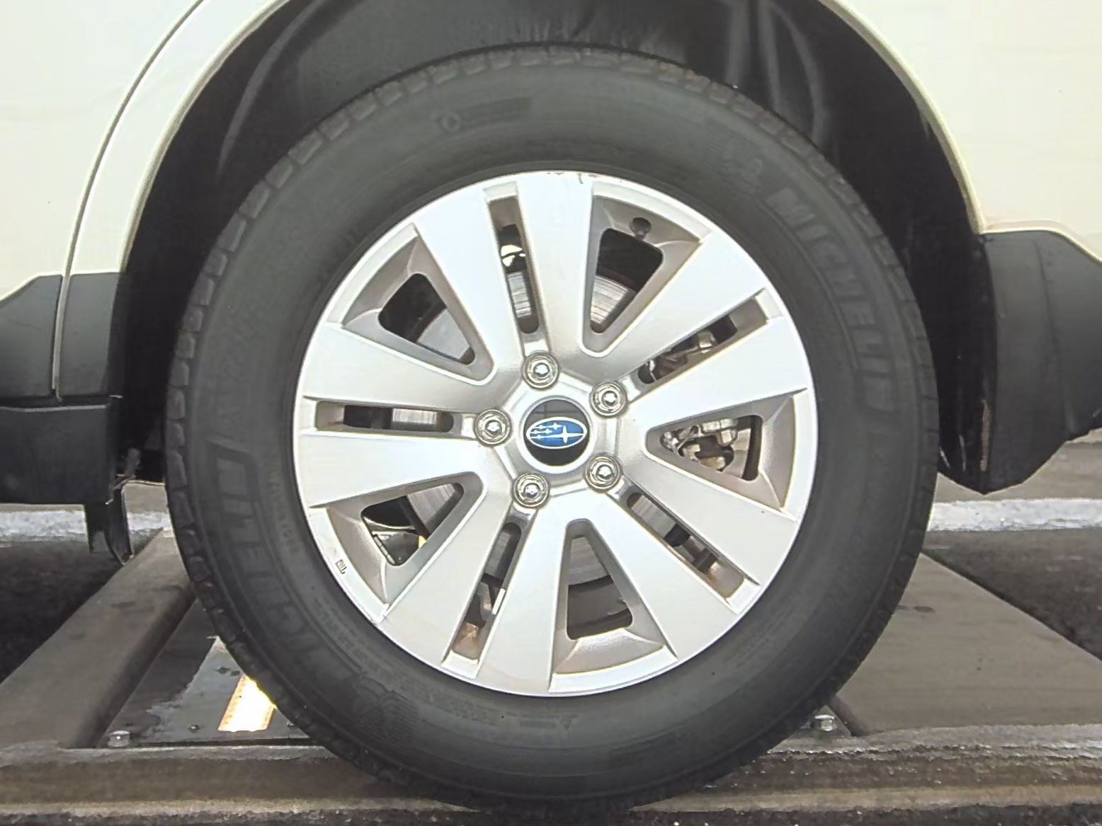 2017 Subaru Outback 2.5i Premium AWD