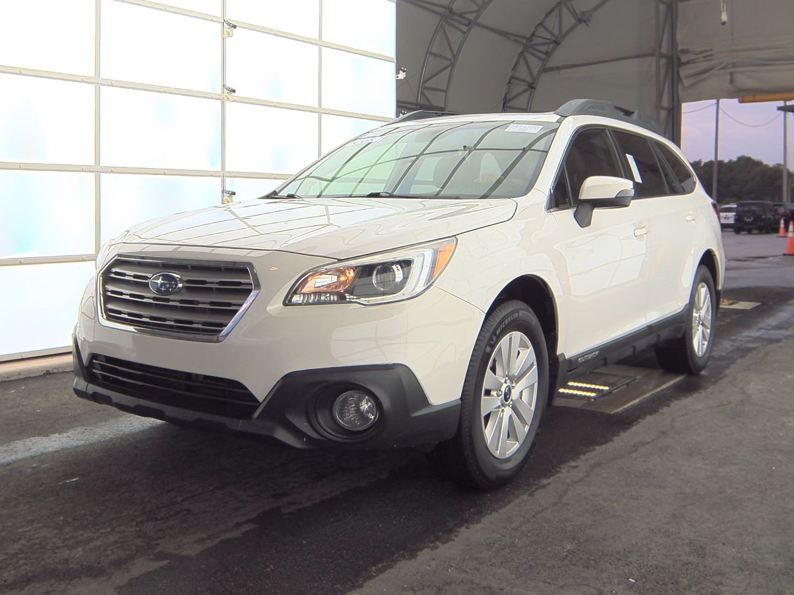 2017 Subaru Outback 2.5i Premium AWD