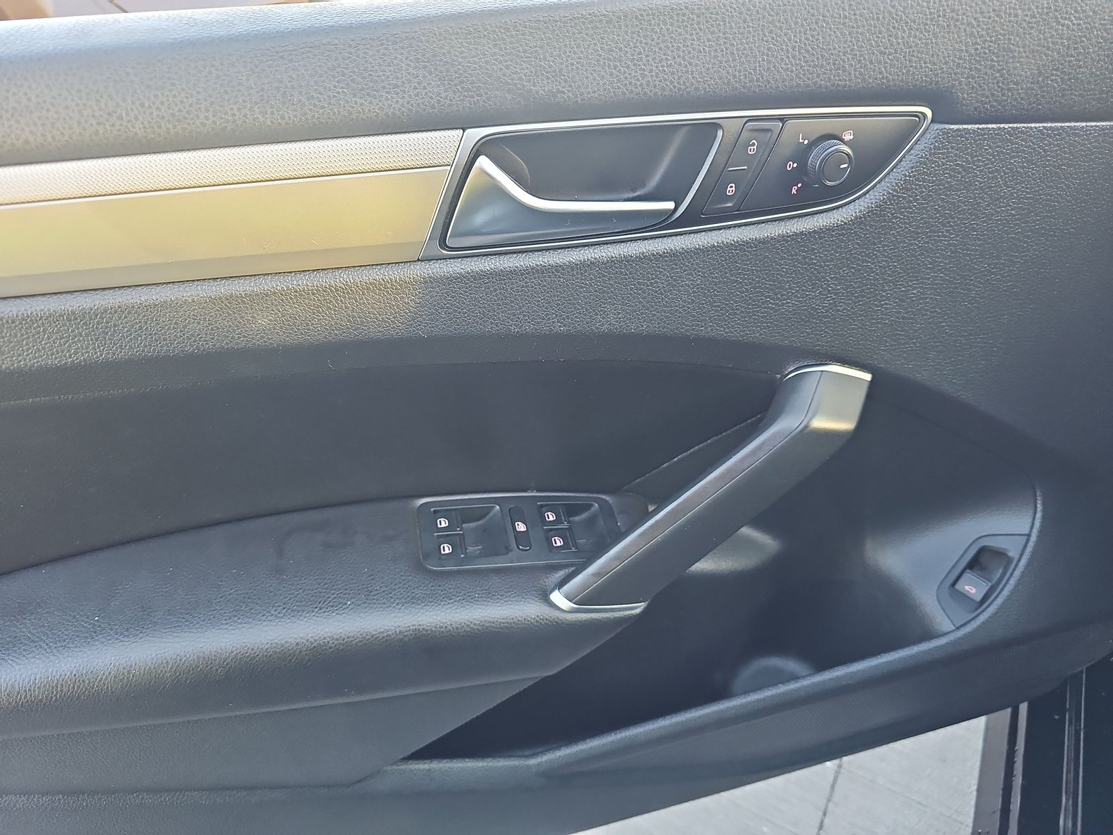 2019 Volkswagen Passat 2.0T Wolfsburg Edition FWD