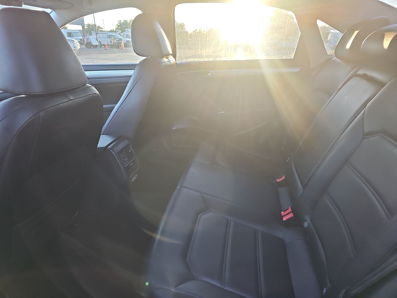2019 Volkswagen Passat 2.0T Wolfsburg Edition FWD