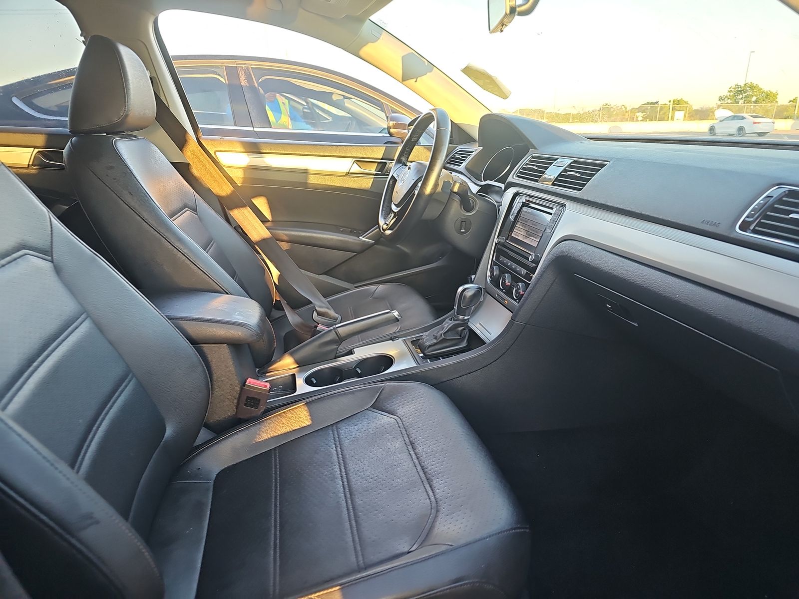 2019 Volkswagen Passat 2.0T Wolfsburg Edition FWD