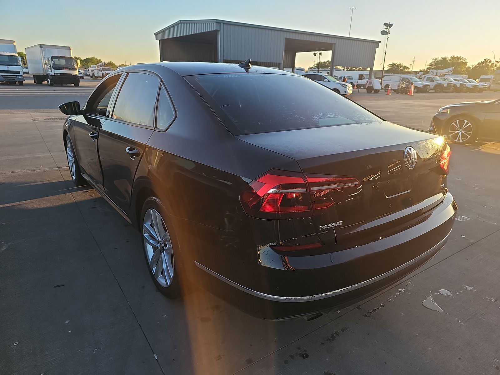 2019 Volkswagen Passat 2.0T Wolfsburg Edition FWD
