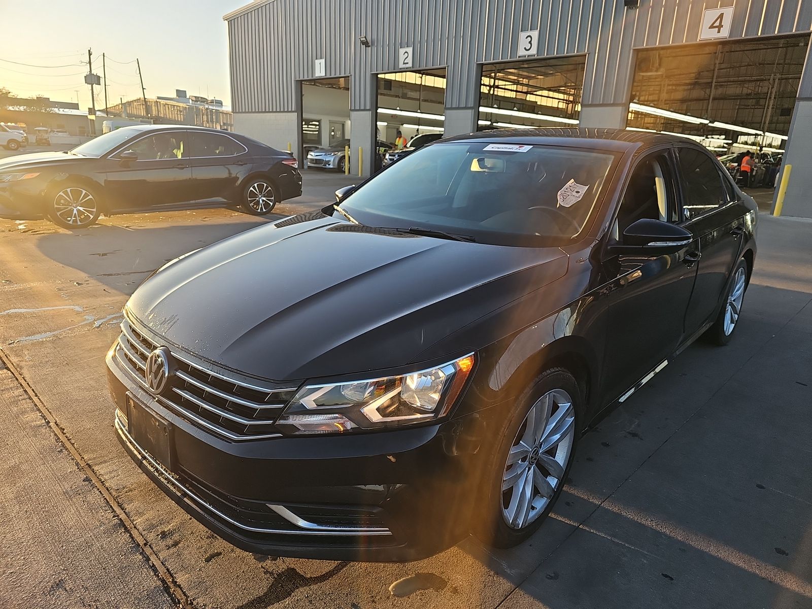 2019 Volkswagen Passat 2.0T Wolfsburg Edition FWD