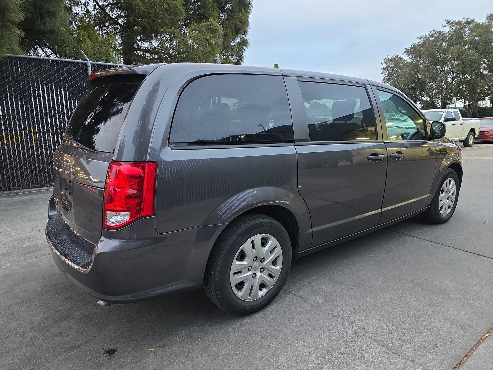 2019 Dodge Grand Caravan SE FWD