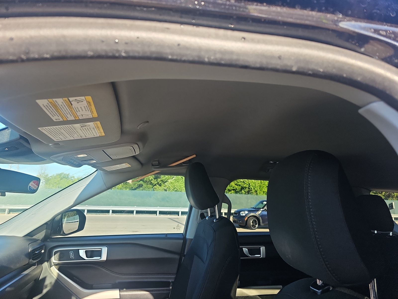 2022 Ford Explorer XLT RWD