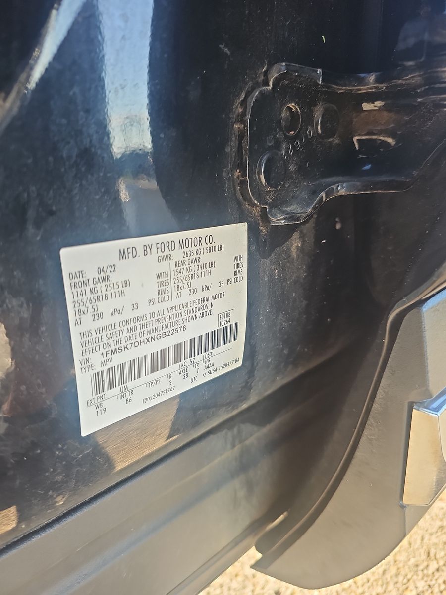 2022 Ford Explorer XLT RWD