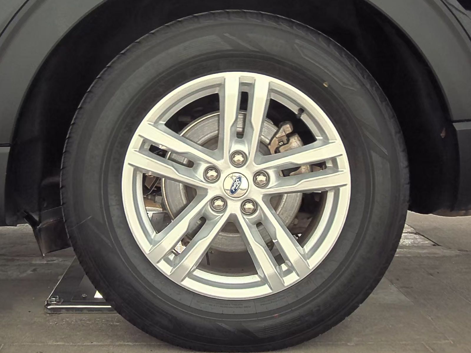 2022 Ford Explorer XLT RWD