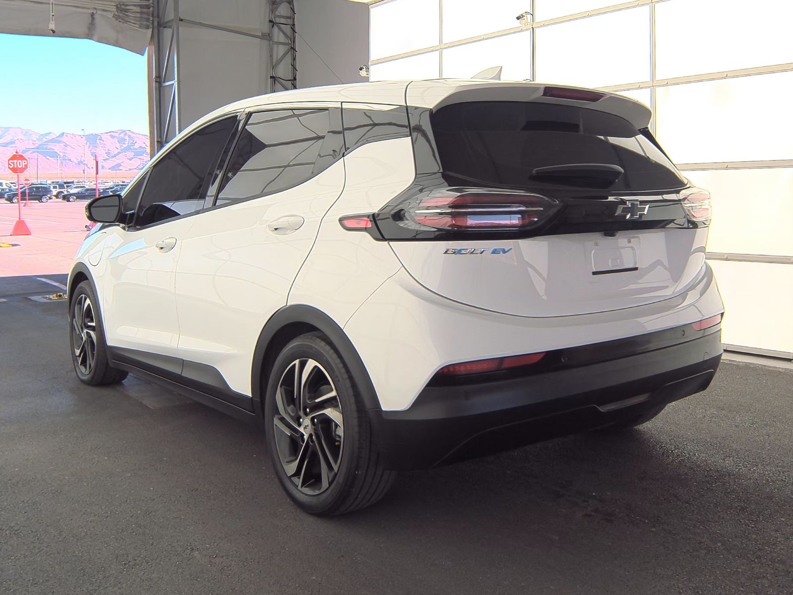 2022 Chevrolet Bolt EV 2LT FWD