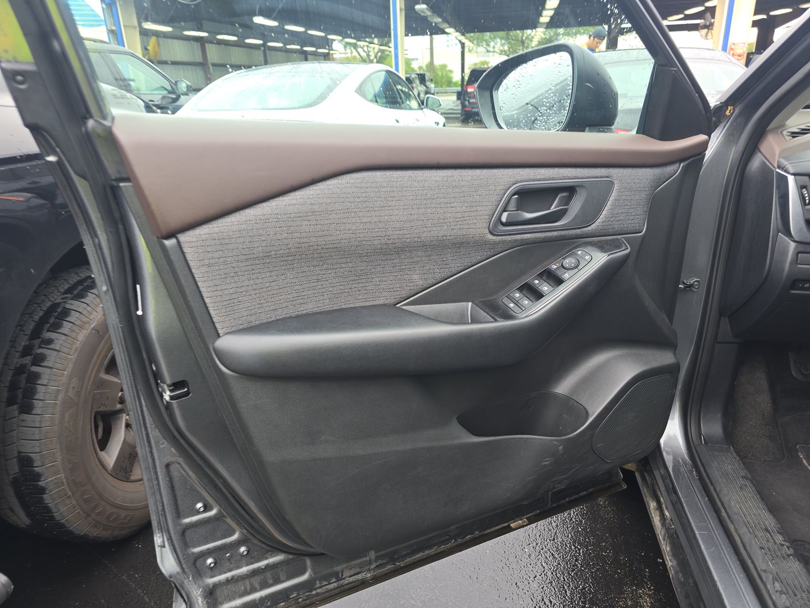 2023 Nissan Rogue S FWD