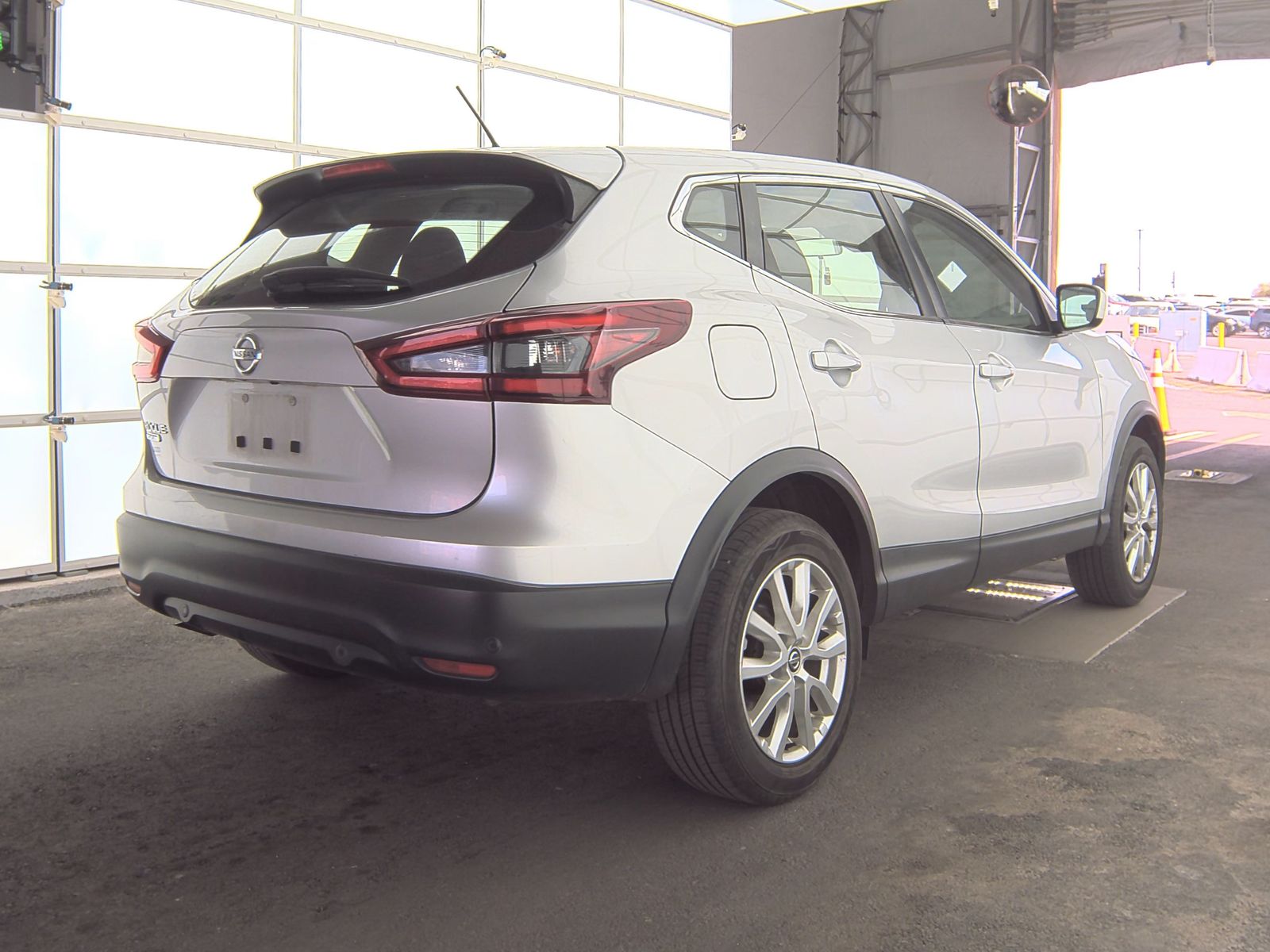 2021 Nissan Rogue Sport S FWD