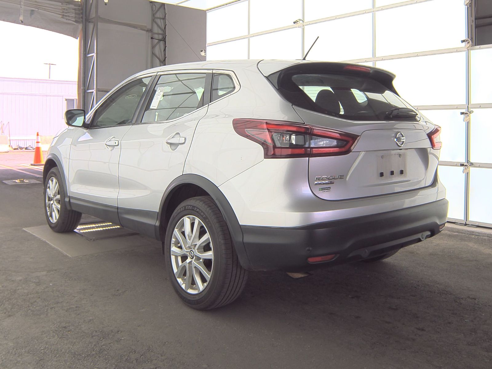 2021 Nissan Rogue Sport S FWD