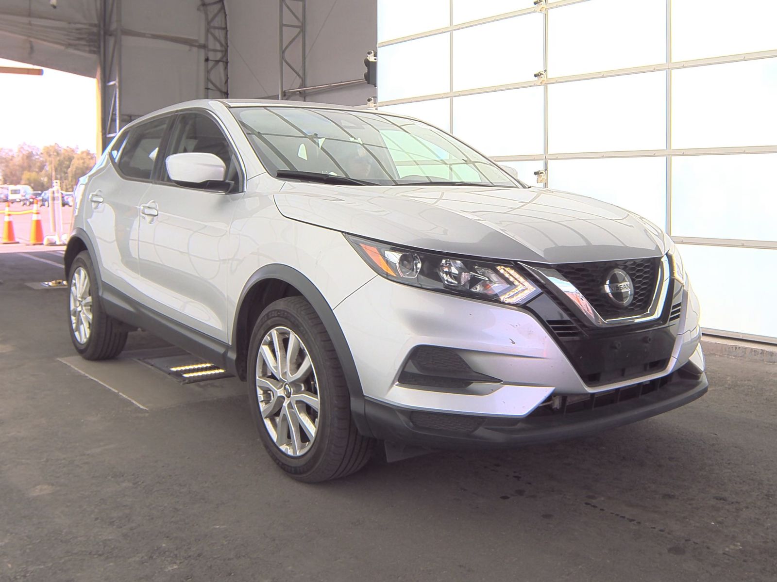 2021 Nissan Rogue Sport S FWD