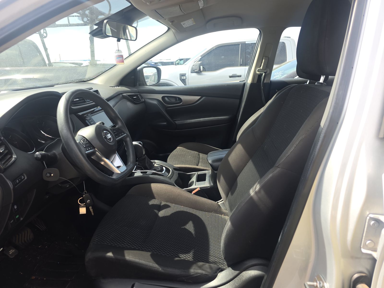 2021 Nissan Rogue Sport S FWD