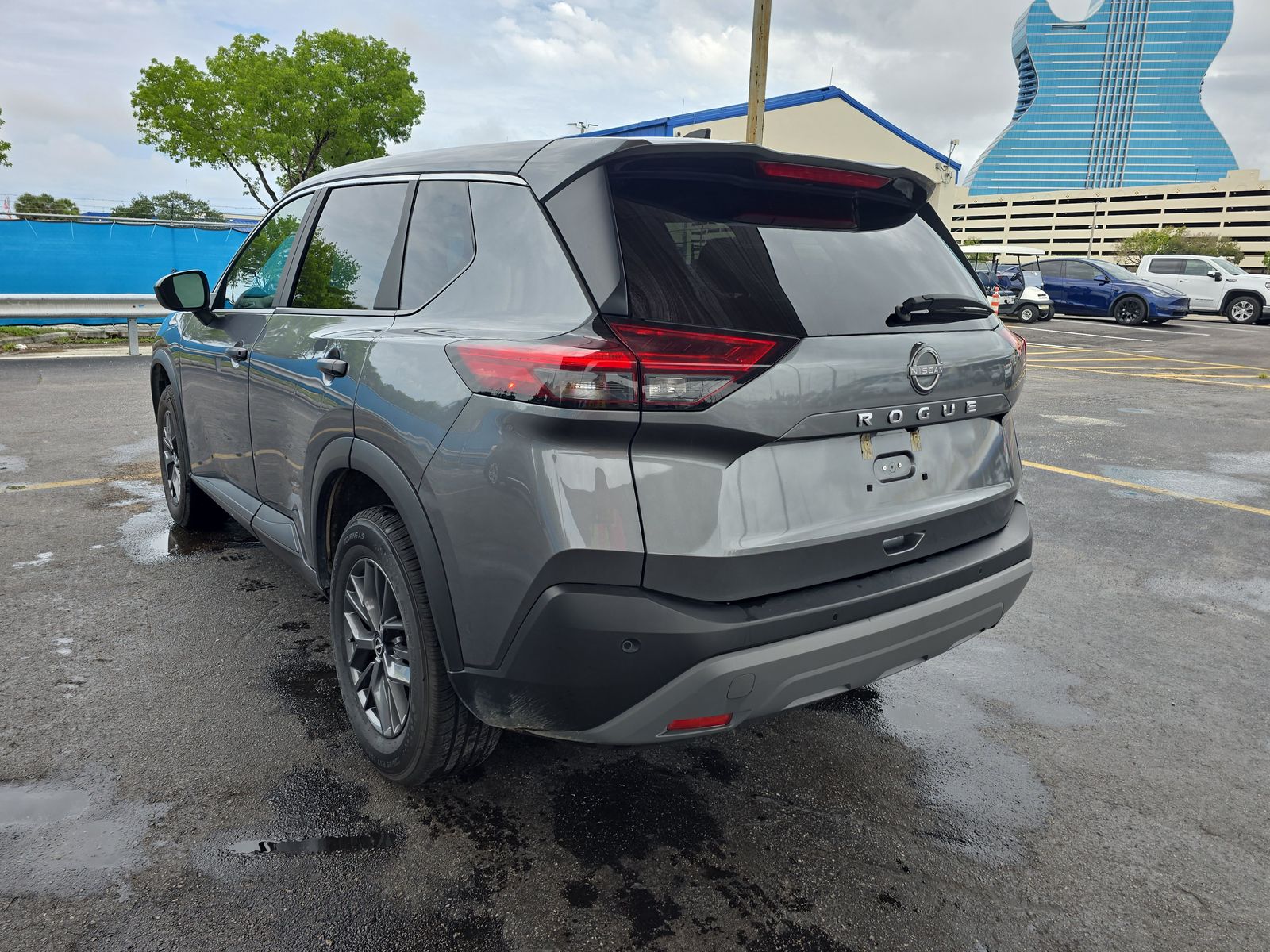 2023 Nissan Rogue S FWD