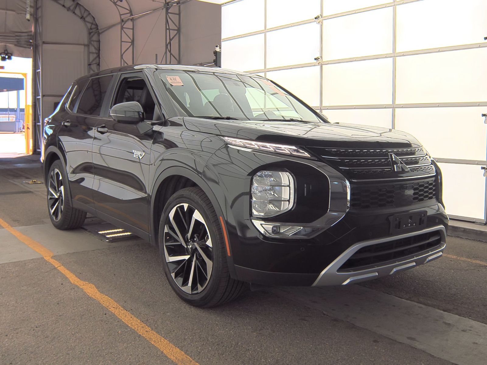 2023 Mitsubishi Outlander PHEV SE AWD