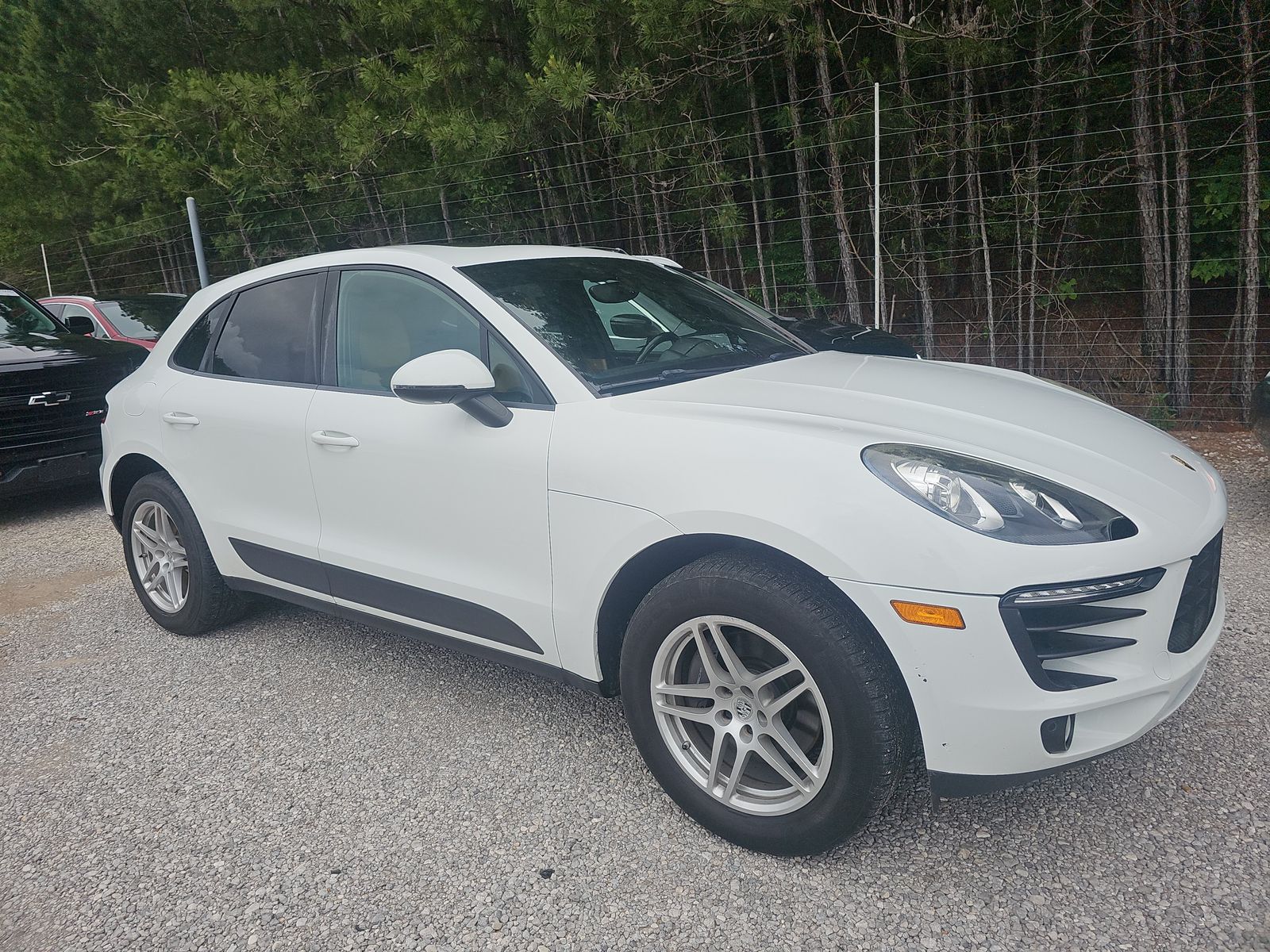 2018 Porsche Macan Base AWD