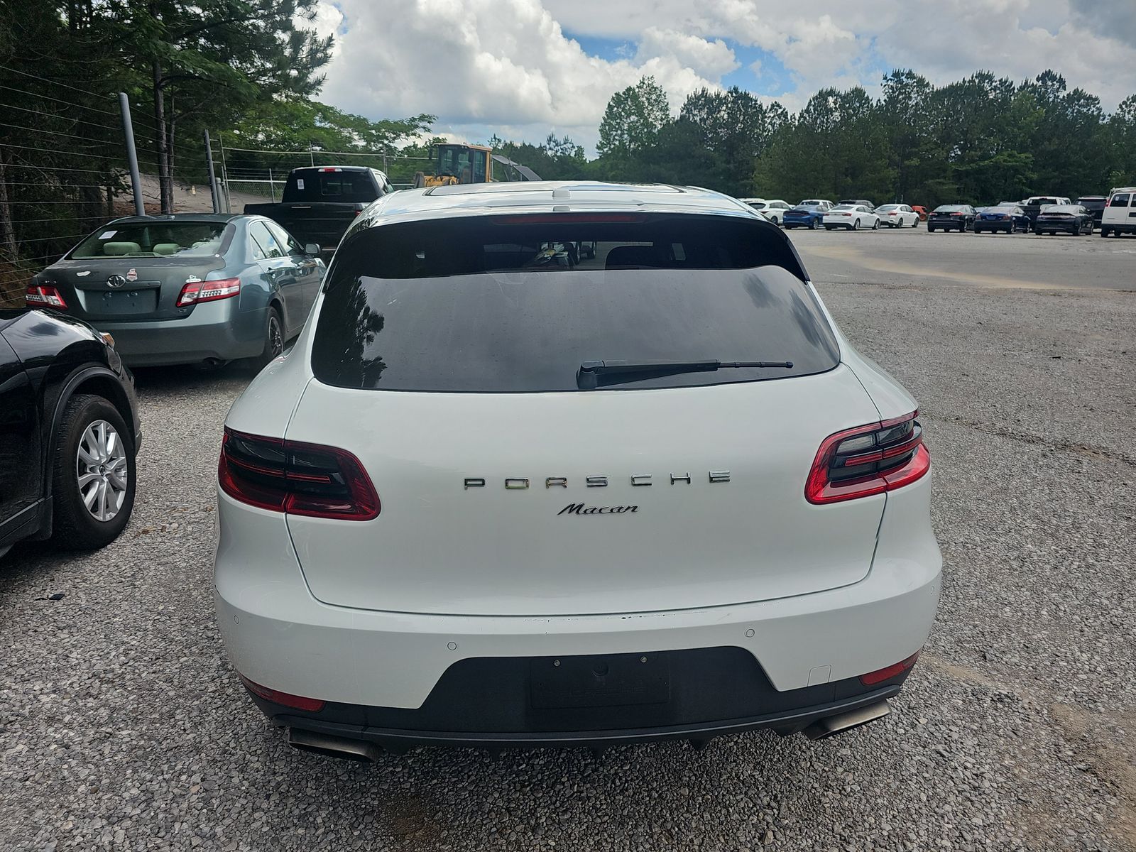 2018 Porsche Macan Base AWD
