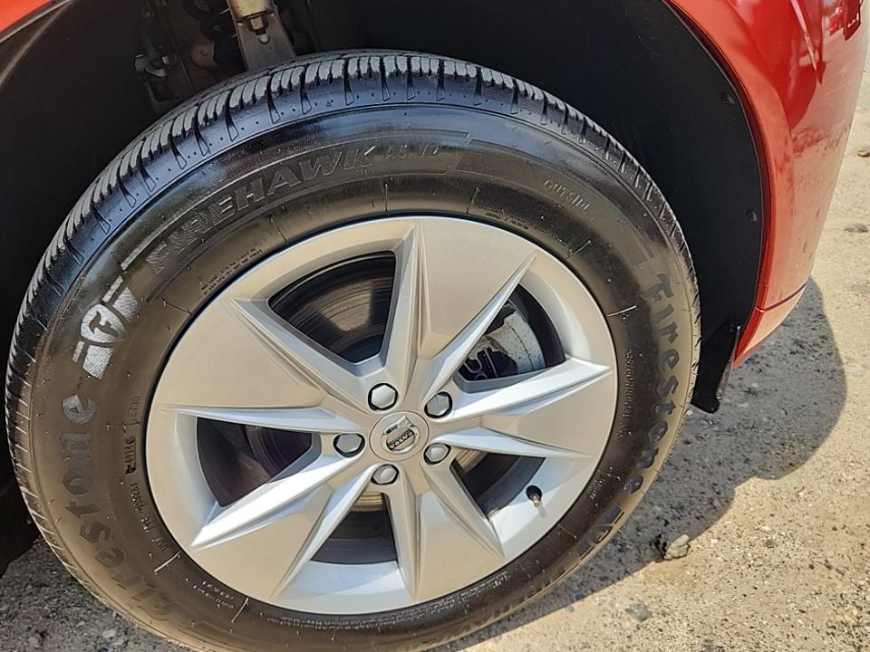 2022 Volvo XC60 B5 Momentum AWD