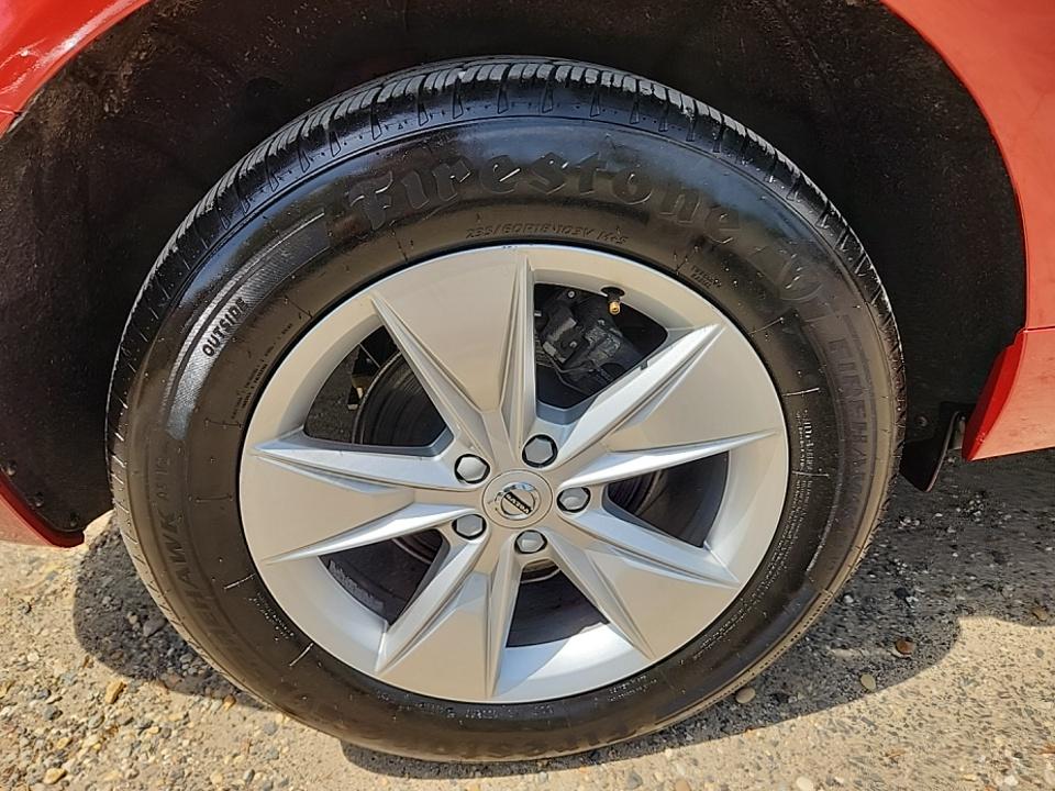 2022 Volvo XC60 B5 Momentum AWD