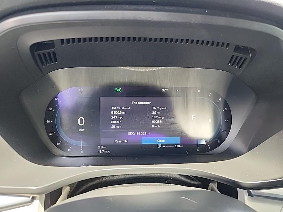 2022 Volvo XC60 B5 Momentum AWD