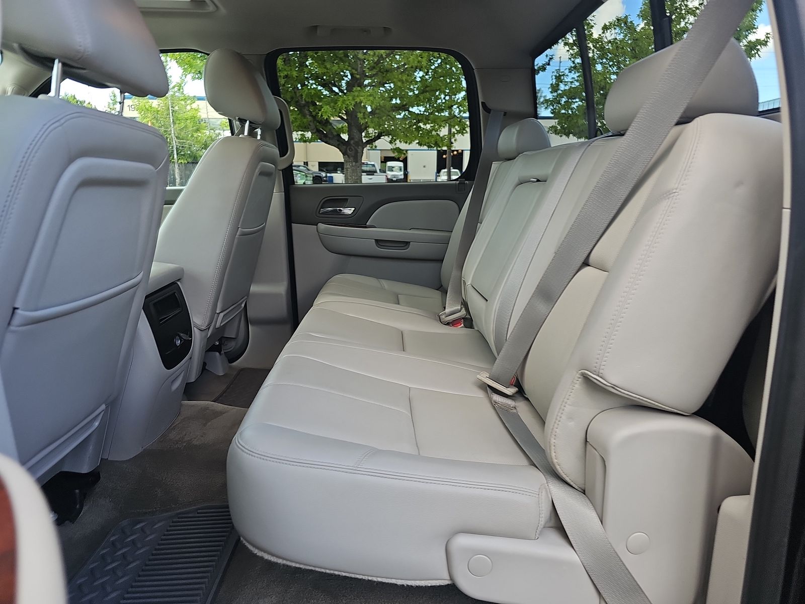 2014 Chevrolet Silverado 3500HD LTZ AWD